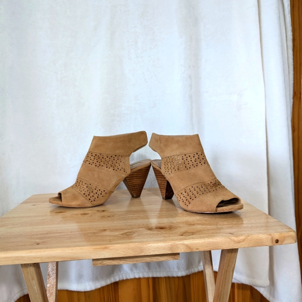Suede cutout chunky heels